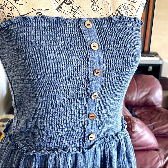 Mlle Gabrielle Denim Tube Midi-Dress Size Medium - Picture 6 of 8